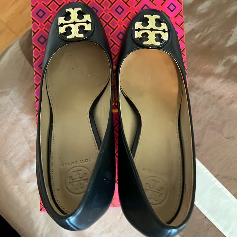 Tory Burch shoes - Picture 2 of 10